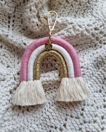 Regnbue Macrame Nøglering Støvet Rosa Hvid Guld