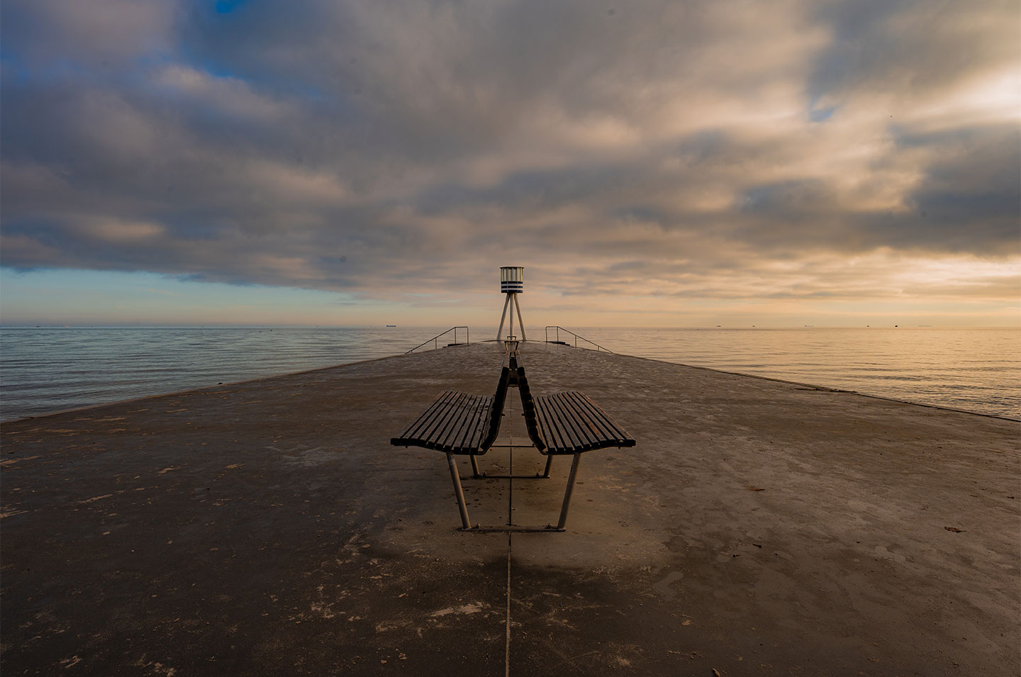 Bellevue Beach Af Daniel Faisst