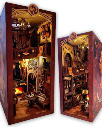 Booknook: Flame Common Room  Bogdragens Studiekammer