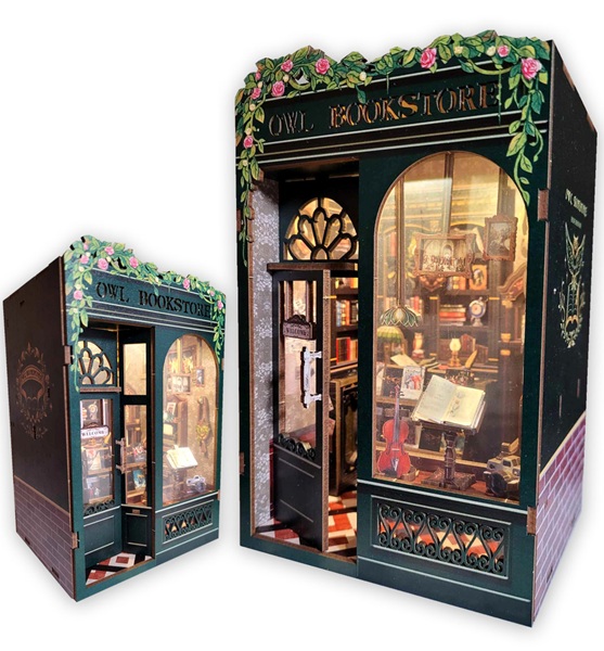Booknook: Owl Bookstore Uglens Boghandel