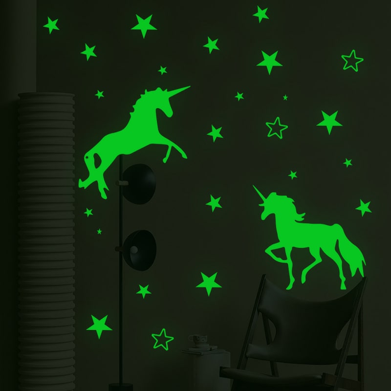 Selvlysende Enhjørning Wallsticker Med To Enhjørninger Og 29 Stjerner  Grøn