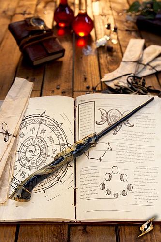 Wand: Sendivogius  Black  226 128 147  Epic Armoury  226 128 147  34cm  226 128 147  Live Rollespil Tryllestav