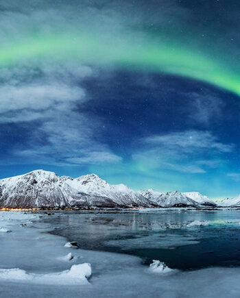 Frozen Bay Af Frank Olsen