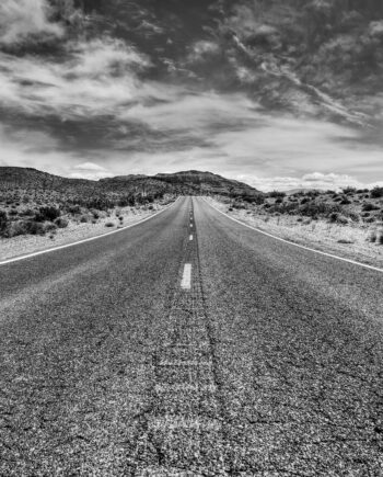 Lonely Road Af Jakob Evers