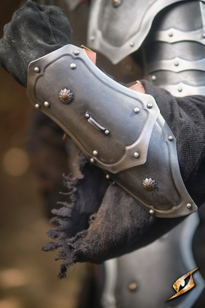 Marauder Armguards Epic Armoury Small Medium Live Rollespil