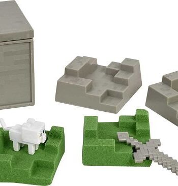 Minecraft Mini Mining Set  Cat   Sword  Figure