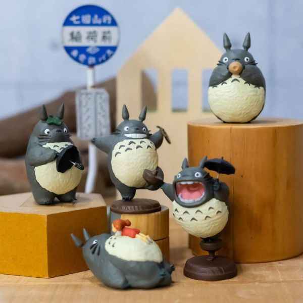 Studio Ghibli: My Neighbor Totoro Totoro  Vol     Random Tilf 195 166 Ldig Mini Figure